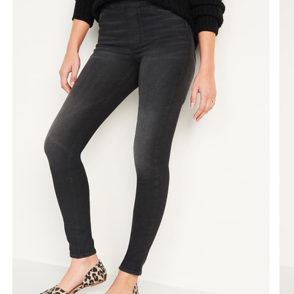 Old Navy Dark Gray Mid-Rise Skinny Jeans